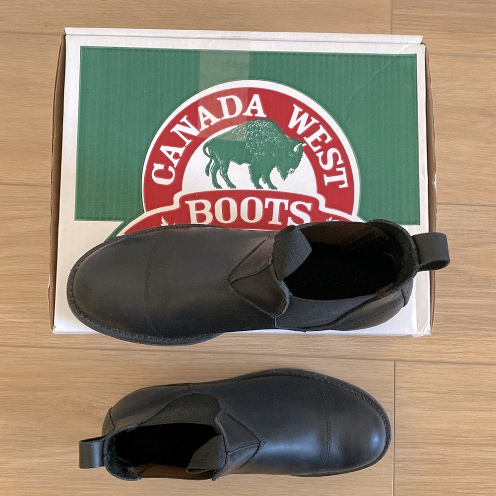 Practically New Men’s Canada West Boots Romeo - Black